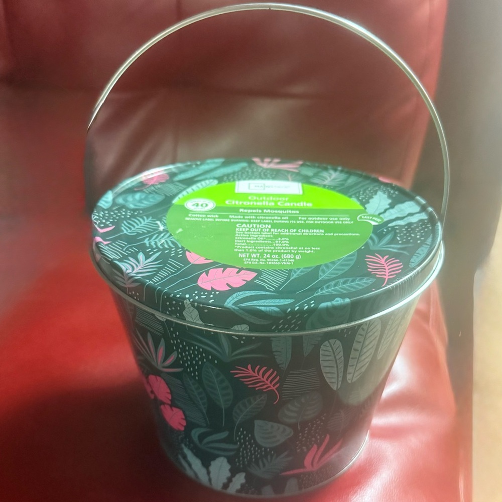 Mainstays Outdoor Citronella Candle with Green and Black Design